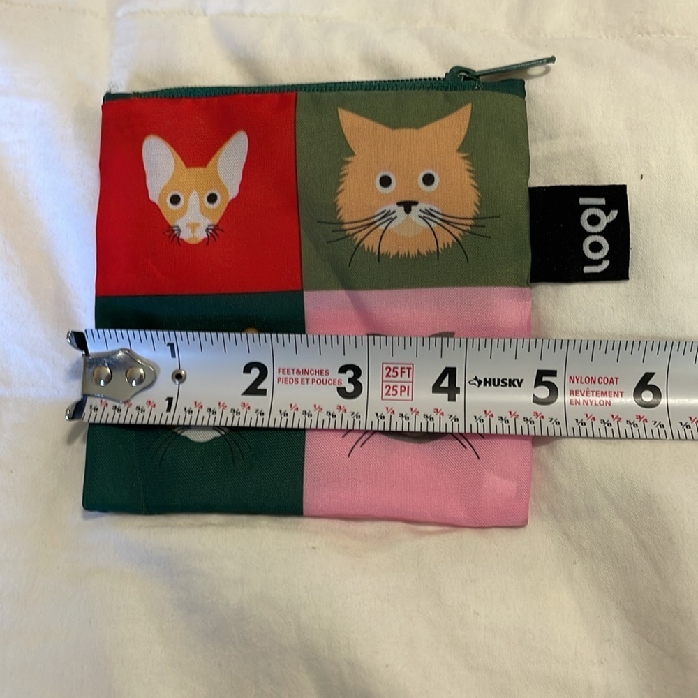 LOQI | Two | Mini | Zippered | Coin/Accessories/Essentials/Toiletries| Pouches - Picture 8 of 15
